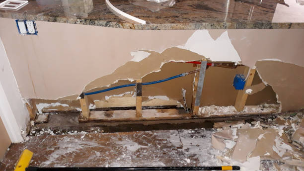 Best 24-hour water damage restoration  in La Verne, CA
